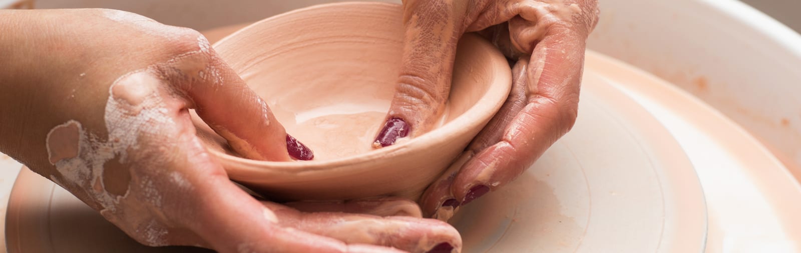 Ceramics workshop — modeling, wheel & painting — Timișoara