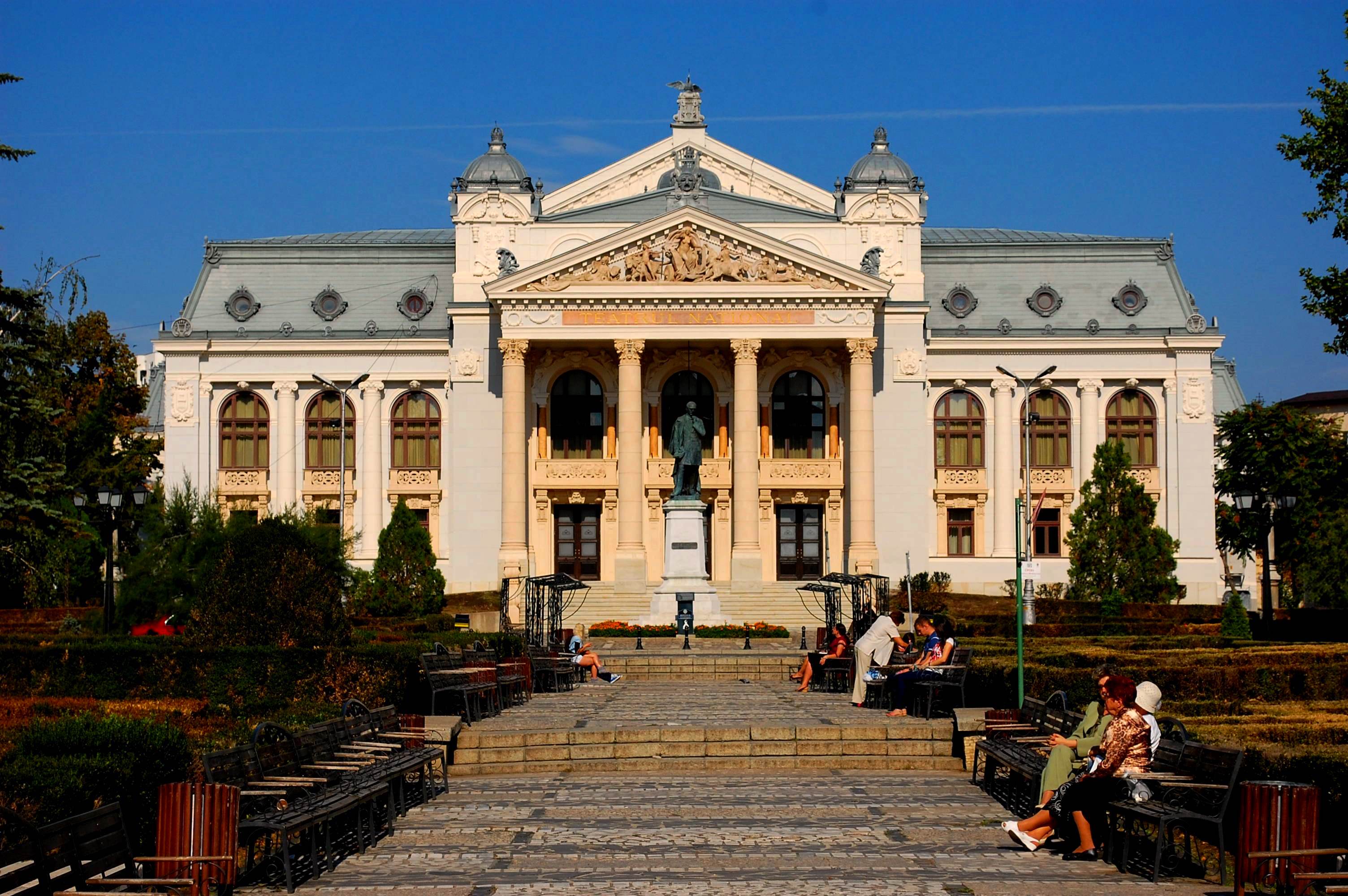 Teatrul Național "Vasile Alecsandri" Iași — Iași