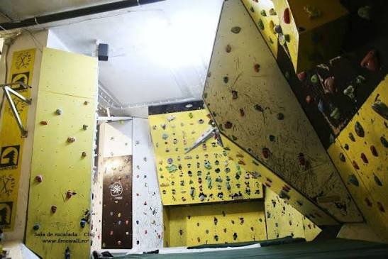 Children's climbing & bouldering course — Cluj