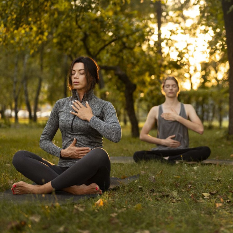 Programul „3 R” – yoga pentru seniori (pensionari) · seniori — Brașov