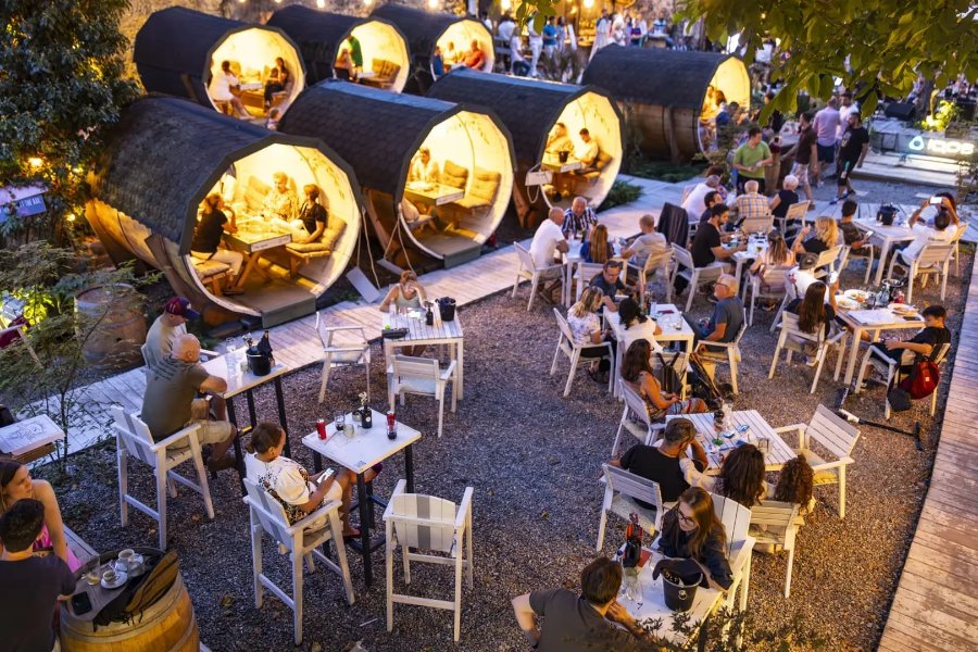 Juno Wine Garden — Brașov