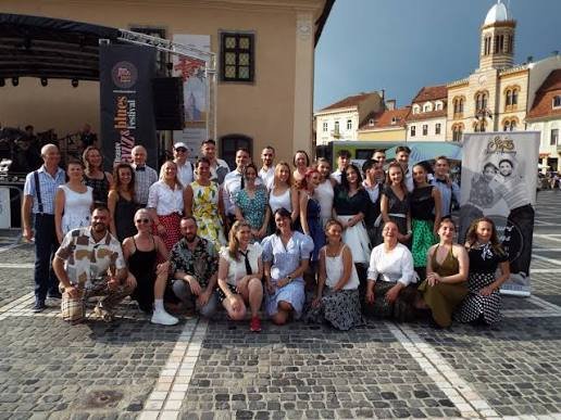 Lindy Hop & Swing classes (beginner course) — Brașov